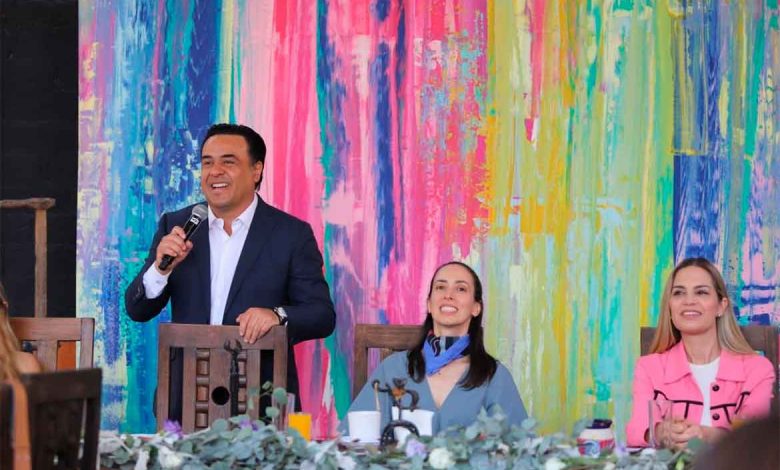 Contigo un paso más