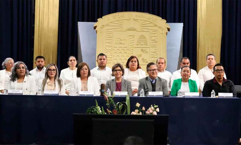 Tomó protesta el Comité Ejecutivo de la ASTAUG