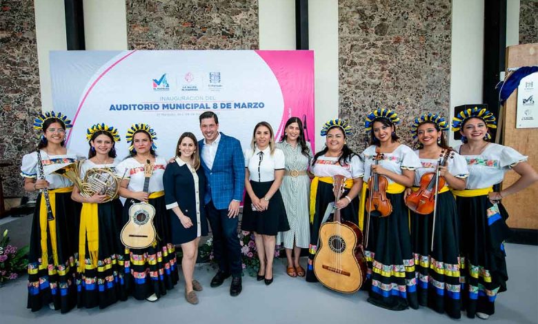 Reconoce Rodrigo Monsalvo a las mujeres marquesinas