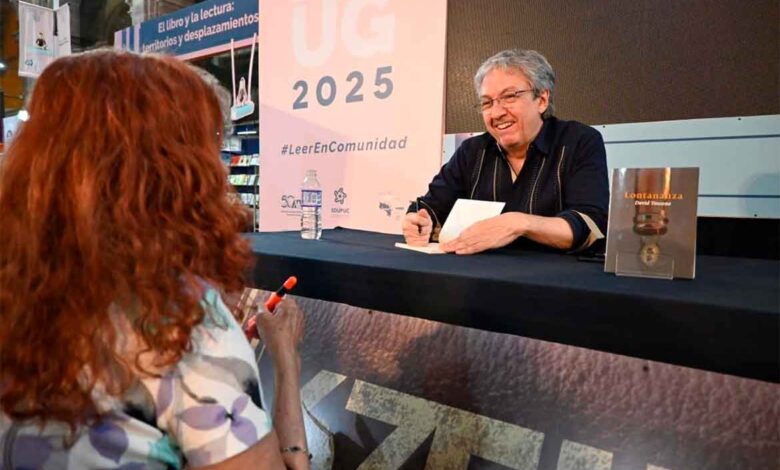 David Toscana presentó la reedición de Lontananza en su visita a la 67 FILUG