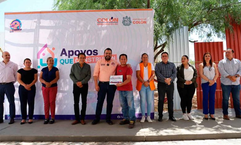 Gaspar Trueba Entrega Equipo para Mejoramiento de Vivienda a Familias Colonenses