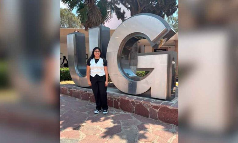 Mía Itzel Sandoval gana 2o. lugar Concurso Internacional de Microcuento Espacial 2025