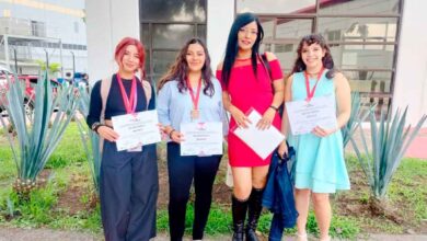 Estudiantes de la DCNE