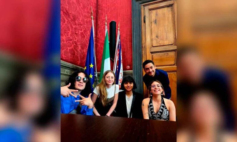 Estudiantes y egresados de Sociología de la UG