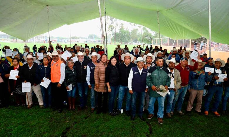 Ganaderos colonenses reciben 105