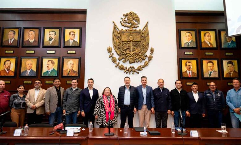 Acuerdan autoridades federales